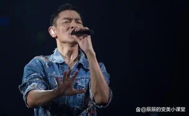 请注意,刘德华在明年的内地演唱会预计将于7至9月举行!