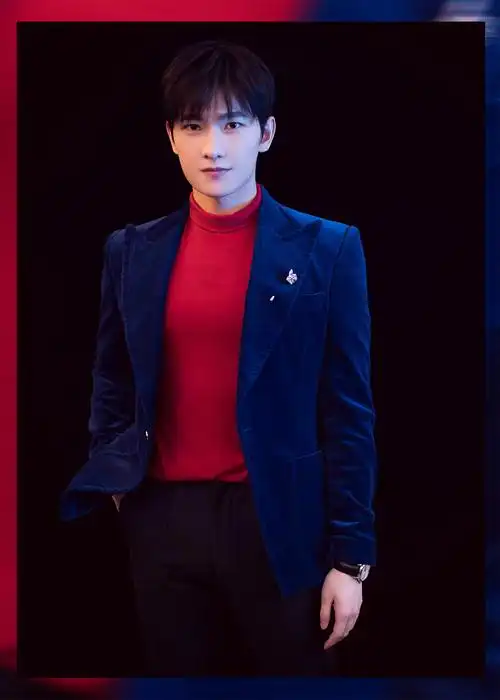 杨洋2018央视春晚舞台圆满落幕 后台花絮公开令人心空