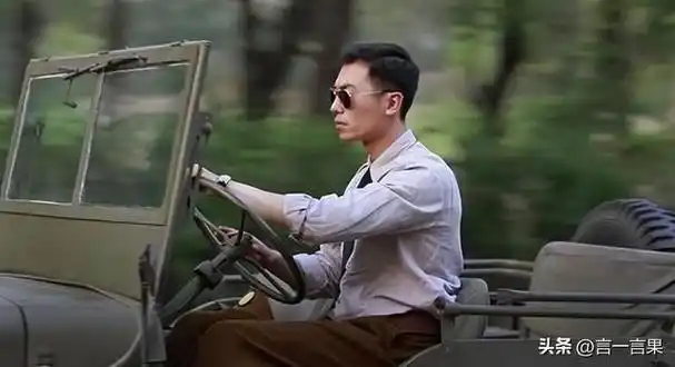 "性张力"拉满的10位男星,各个痞,邪,欲,不愧是行走的荷尔蒙|痞帅|廖凡