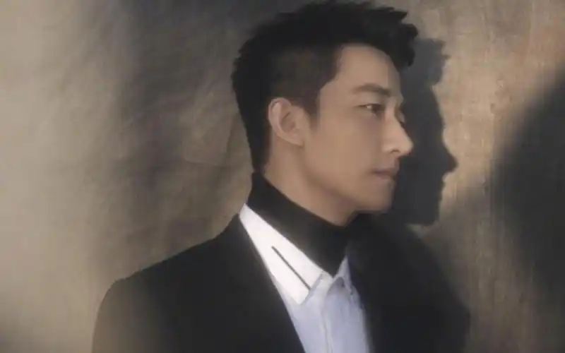 黄轩儒雅帅气写真图片桌面壁纸高清大图预览1920x1200_大陆明星下载