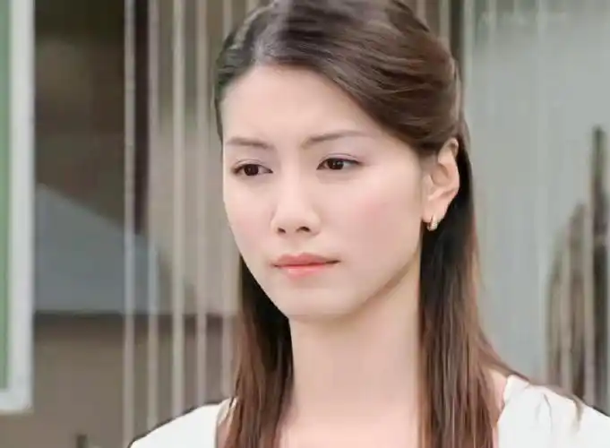 46岁女演员林韦君新男友曝光,因她曾经频繁更换14位男友,引热议