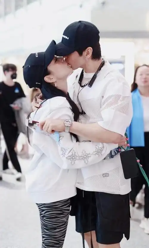 千万不要行差踏错,30年前的洪欣钟丽缇,就是现在的王楚然宋茜啊