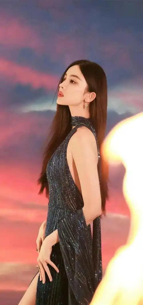 如此,性感吸睛古力娜扎,每一张都是屏保~|模特_网易订阅