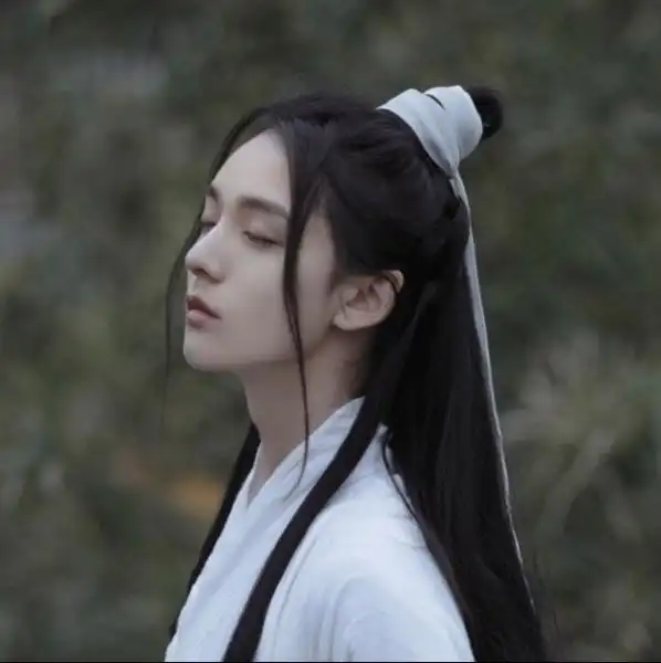 白衣洒脱的古风美男cosplay古风头像-男生头像 - 壁纸之家