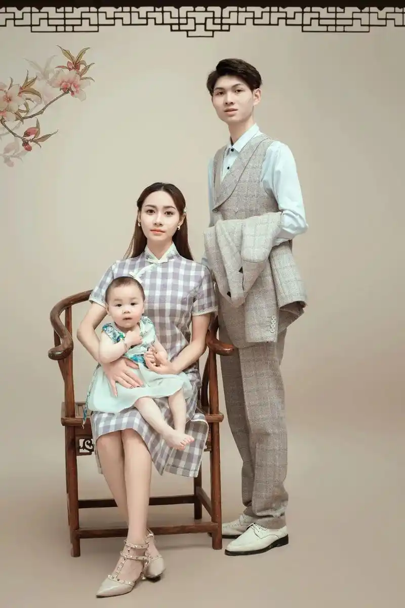 全家福摄影 #一家三口  - 抖音