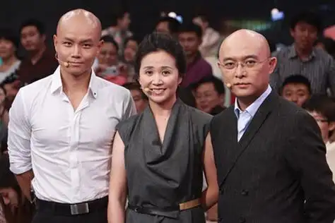 乐嘉,黄菡作为《非诚勿扰》节目的点评嘉宾,所以他们三的合照更是多的