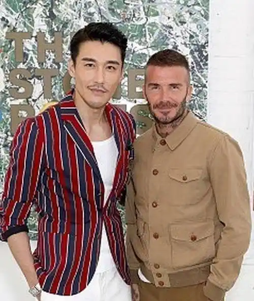 原创原创50岁胡兵疯狂健身15天体脂仅7中年人的自律有多可怕