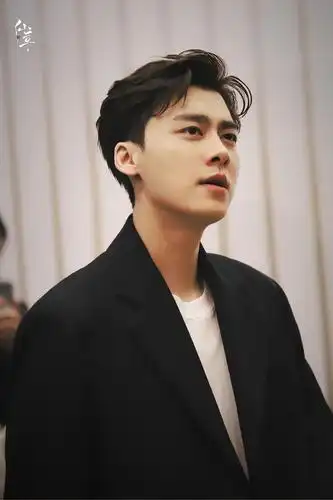 李易峰号手就位夏拙