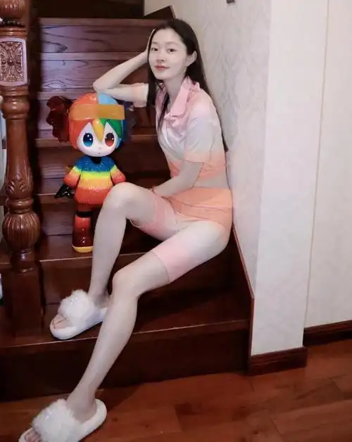 娱乐圈长腿系列之宋轶