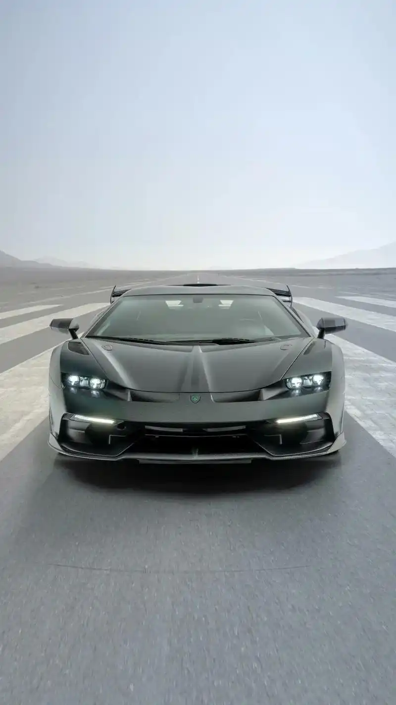 今日壁纸兰博基尼