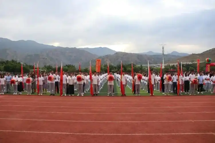 青春心向党盐边中学成人典礼仪式感满满