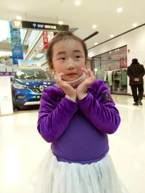 《砖集舞之林小明星,我为砖集舞之林代言》