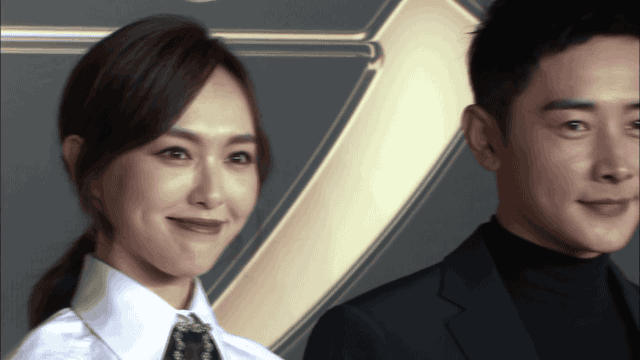 唐嫣gif罗晋gif相视一笑gif红毯gif