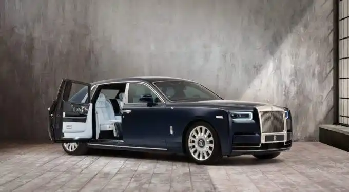 rolls-royce builds phantom with   million stitches