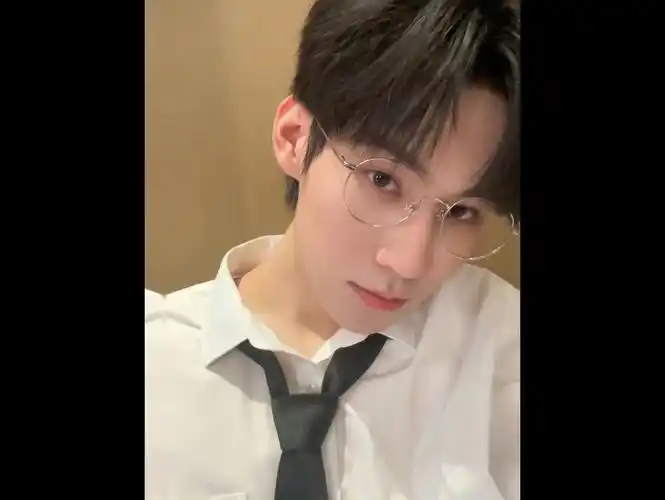 安利我的偶像张真源