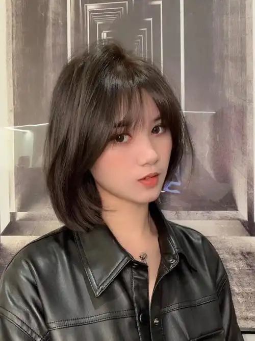 短发发型韩系小短发超显脸小的短发