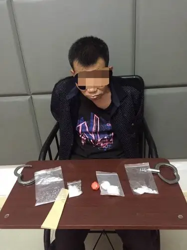 西海岸边防派出所重拳出击破获1宗重大贩毒案