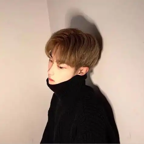 帅哥头像生活照多张照片好运会与你不期而遇