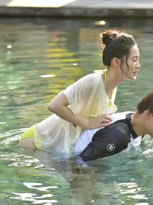 李沁林婉儿红衣大婚造型