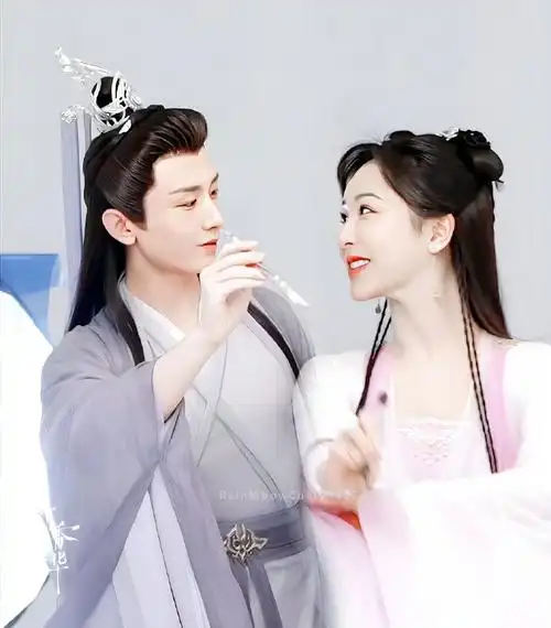 杨紫颜淡##成毅应渊帝君