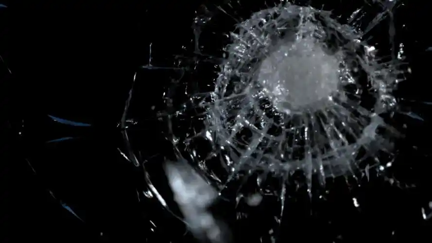 屏幕破碎合成背景