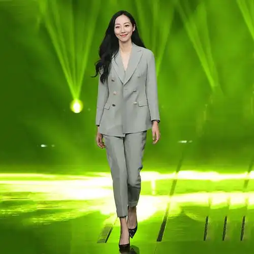 明星韩雪同款小香风休闲西装套装女秋职业双排西装