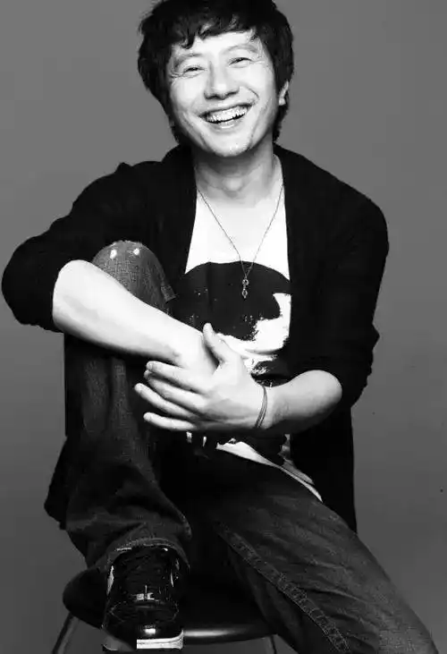 公路音乐节郑钧不作不活生命在于折腾