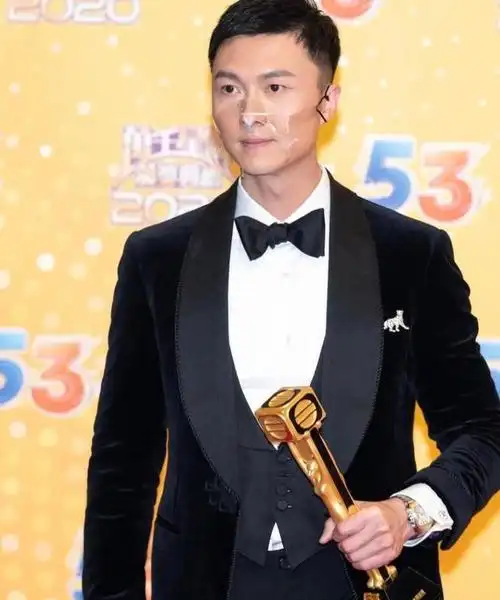 tvb十大受力捧男艺人,王浩信成"一哥",陈豪甘拜下风