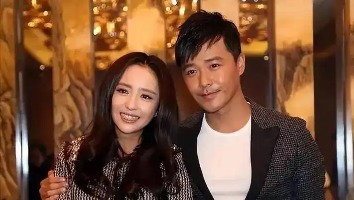 雷佳音佟丽娅疑双出轨?