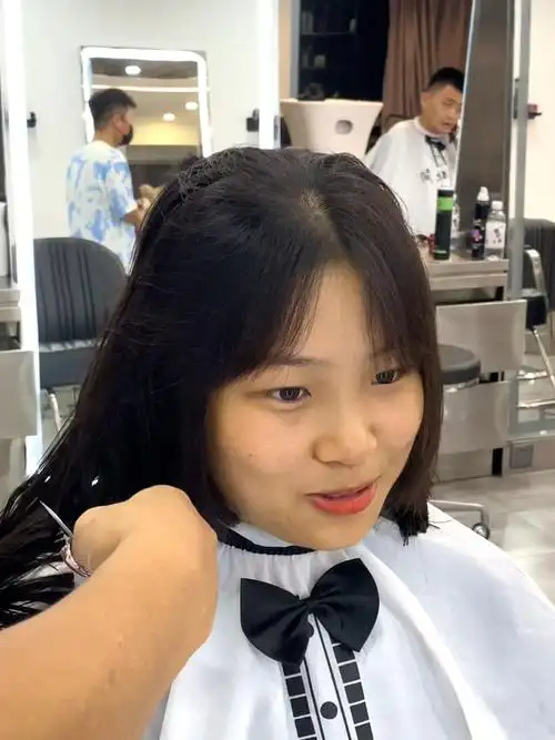 女生剪一款男生短发是一种什么样的体验