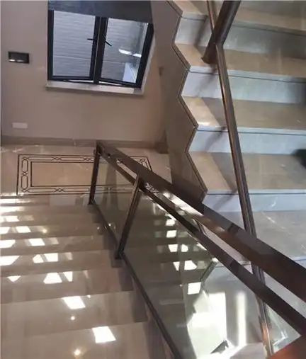 不锈钢钢化玻璃楼梯护栏扶手