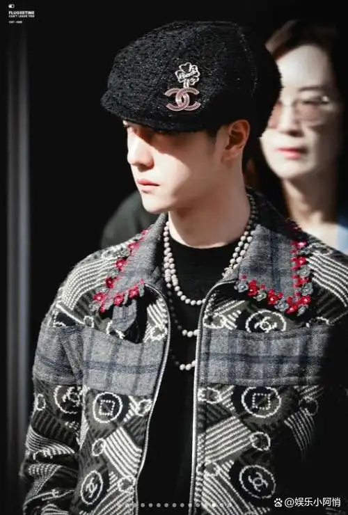 巴黎时装周王一博跟肖战刘亦菲宋茜惊艳她丑的越来越不好看