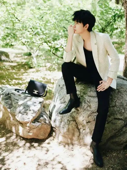 胡先煦都市假日写真