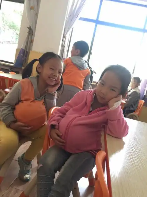 三八活动:"特别的爱给特别的她"宝桥幼儿园2019.