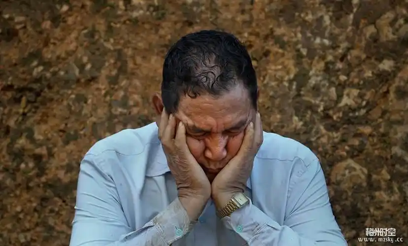 世界上最累的男人