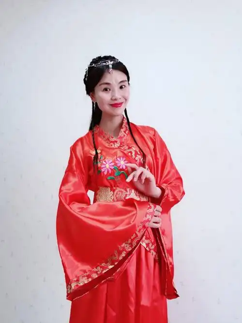 孜霓汉服中国风嫦娥仙女舞蹈服节日改良汉服演出服学生毕业古装表演服