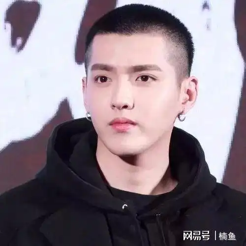 那些剪寸头依然帅气的男明星,不要太迷人|元斌|短发|发型|长发_网易
