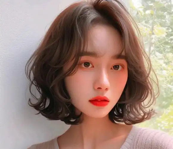 女生短发烫发怎么烫好看