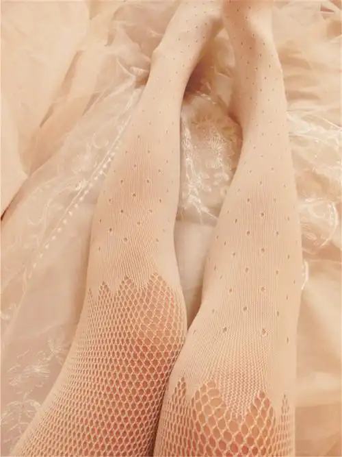 日本beny新款唯美宫廷洛丽塔蕾丝镂空网格天鹅绒假中筒丝袜连裤袜