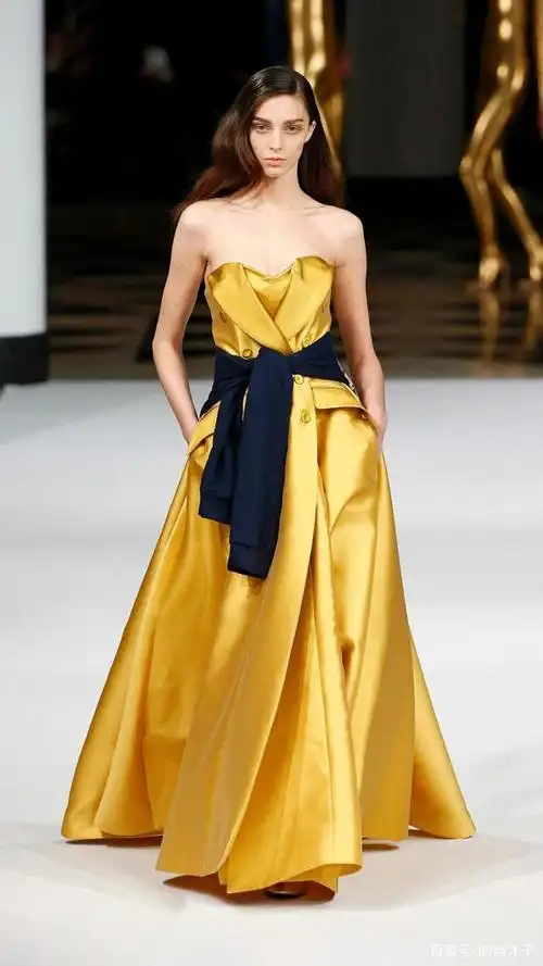 国际潮流女装时尚秀,让时尚离你更近