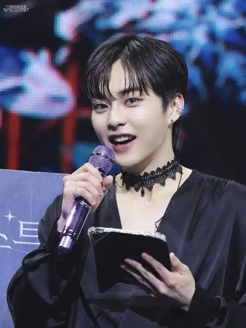 金珉锡[超话]#06xiumin|240323-frozen time今夜