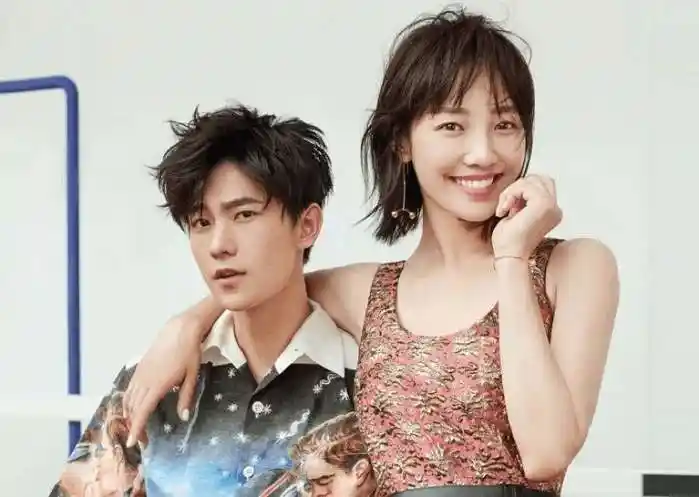 杨洋与6大女星的合照, 图一像父女, 图六却像母子好尴尬!