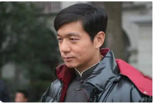 邢佳栋的演艺之路