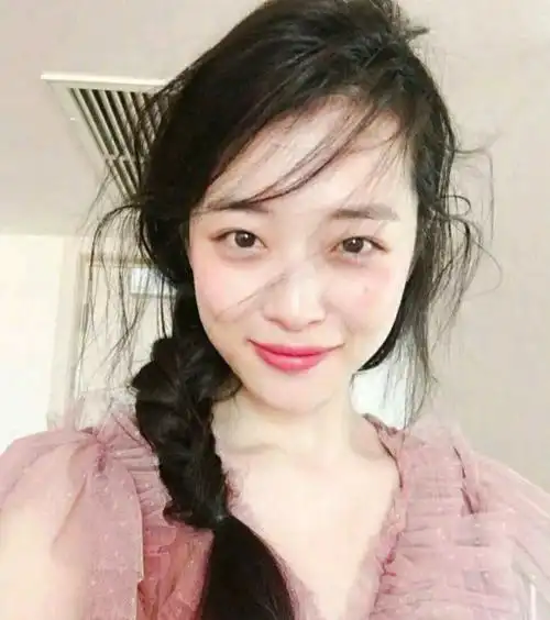 崔雪莉高清头像2