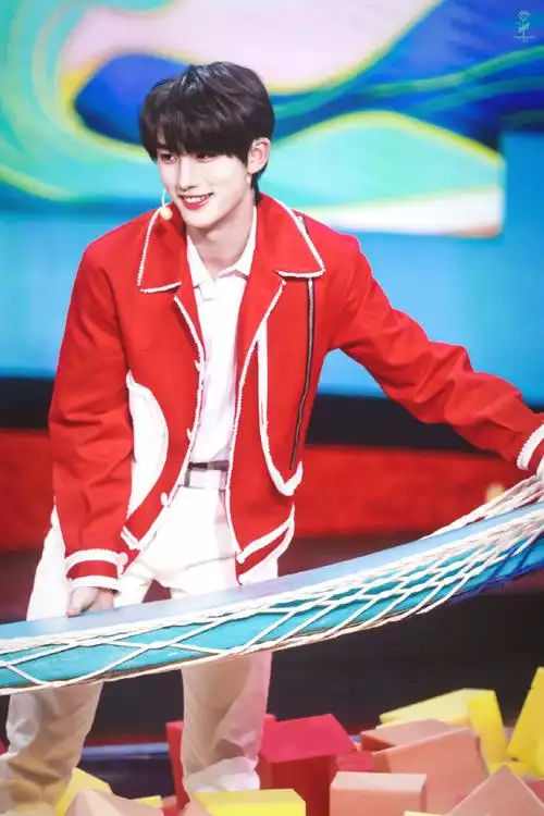 丁程鑫接招吧前辈