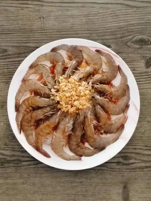 蒜蓉粉丝虾,蒜蓉粉丝虾的家常做法 - 美食杰蒜蓉粉丝虾做法大全