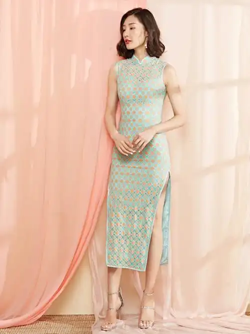 的菱形布满全身和谐而美妙玲珑的含蓄美如水一样浸润我们的心田#旗袍