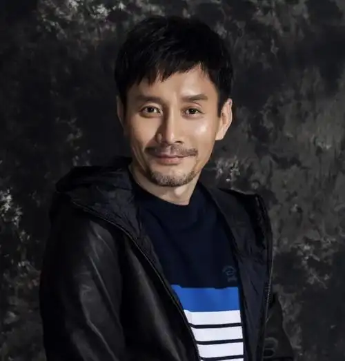 田小洁|江珊|曾萍_新浪新闻