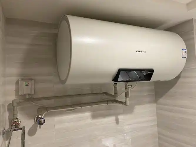 电热水器不安全给它一个安全的用电环境插电洗澡也不怕