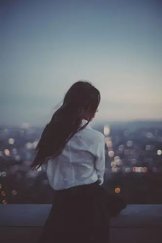 qc路人甲从想和taetae看遍世界风景转采于2021-06-21 07:57:11背影旧